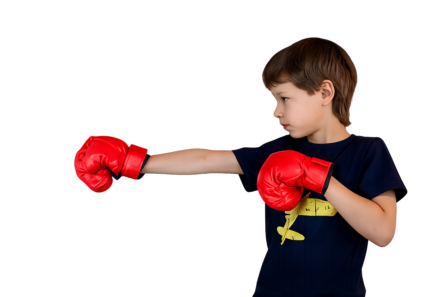 Niño con guantes de boxeo